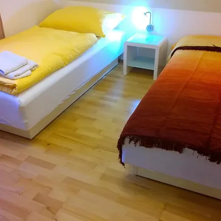 Linz Livia Apartment Room photo